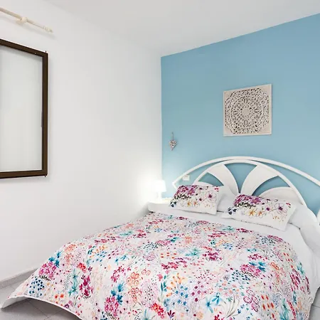 Home2book Charming Casa Nora, *